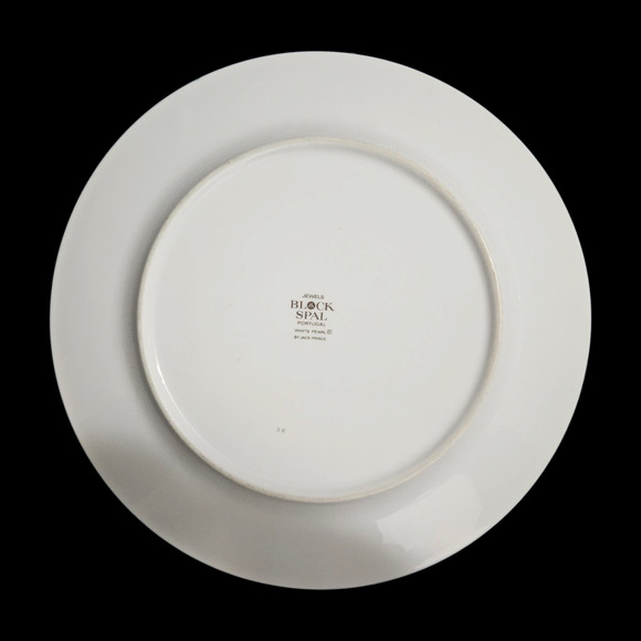 Set of 2 Block Spal Portugal Jewels White Pearl 10.5" Dinner Plates Jack Prince - Picture 3 of 4